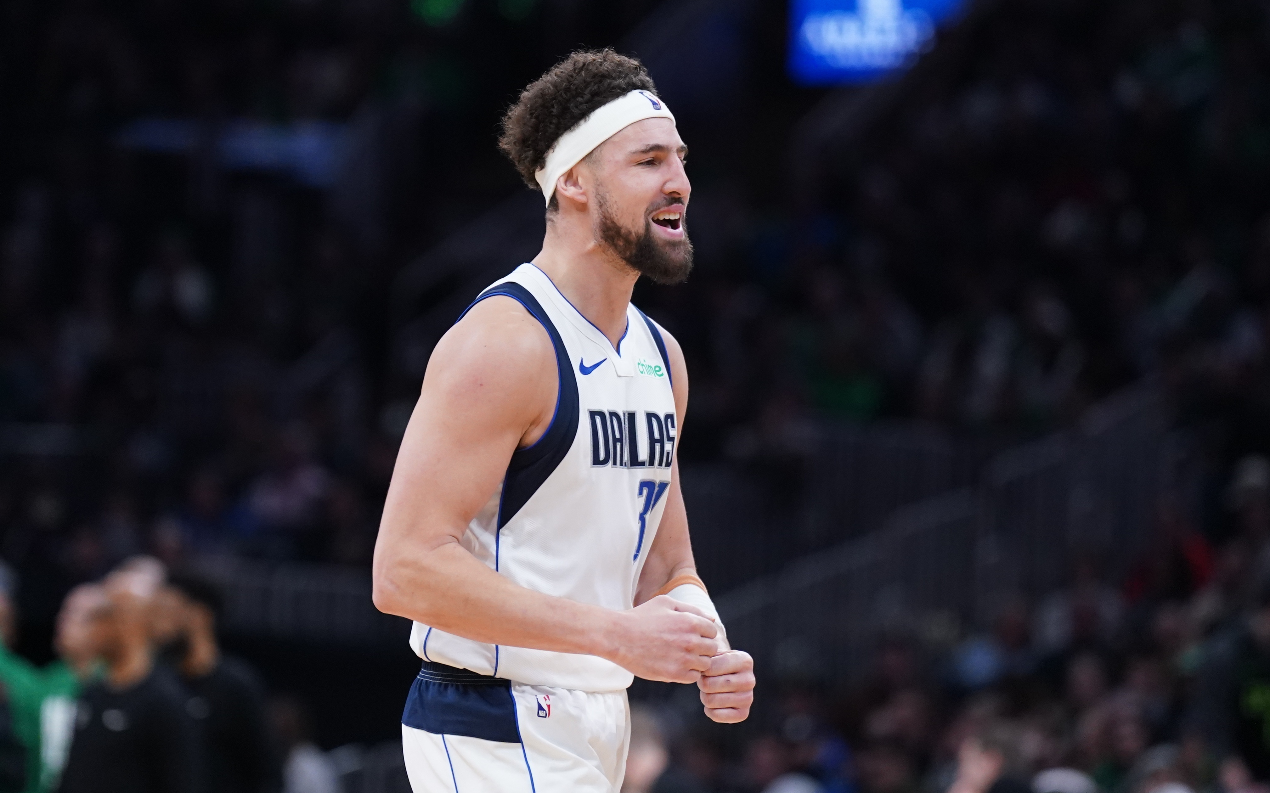 开云集团达拉斯独行侠今晚篮板制胜,志在NBA常规赛名次提升,态度坚定,纪律约束更严格的简单介绍